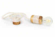 Įkelti vaizdą į galerijos rodinį, Pakabinamas Šviestuvas - Medinis Lubinis Šviestuvas