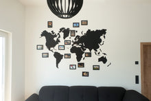 Įkelti vaizdą į galerijos rodinį, Medinis sieninis pasaulio žemėlapis juodas ( DISP012C )