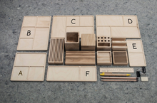 Įkelti vaizdą į galerijos rodinį, Pieštukinė - Medinė Pieštukinė Stalo Priedas (Galimas Graviravimas)