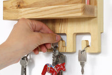 Įkelti vaizdą į galerijos rodinį, Raktų Kabykla - Pašto Organaizeris (Šviesi, Galimas Graviravimas)