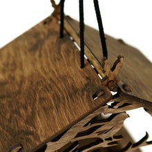 Įkelti vaizdą į galerijos rodinį, Medinė lesyklėlė "Paukštis"