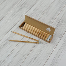 Įkelti vaizdą į galerijos rodinį, Personalizuoti mediniai HB pieštukai, puiki graviruota dovana
