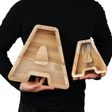 Įkelti vaizdą į galerijos rodinį, Vardinė Medinė Taupyklė Vaikams, Raidės Formos Pinigų Dėžutė su Vardu
