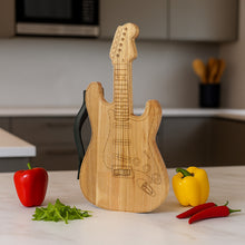 Įkelti vaizdą į galerijos rodinį, Pjaustymo Lenta - Medinė Pjaustymo Lenta &quot; Gitara &quot;(Galimas Graviravimas)
