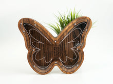 Įkelti vaizdą į galerijos rodinį, Medinė taupyklė drugelis (didelė, graviravimas)
